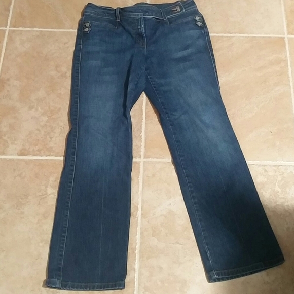 Dark wash denim - Picture 2 of 5